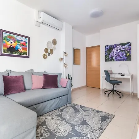 아파트 Home2book El Perenquen Canteras *